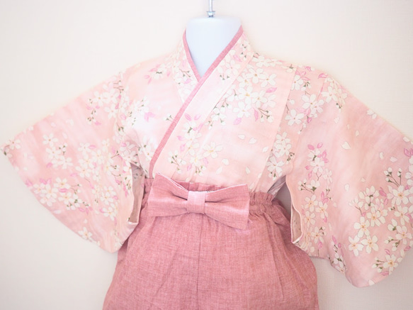 やさしい桜色のベビー袴☆０〜３歳☆お食い初め☆初節句☆ひな祭り☆こどもの日 5枚目の画像