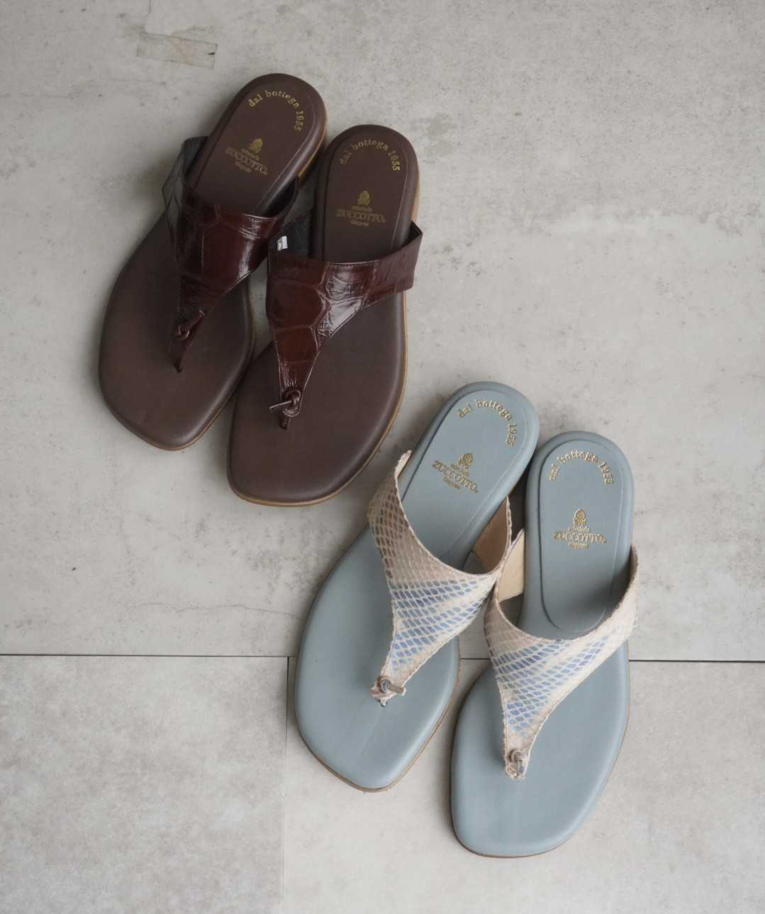 ⭐︎外反母趾があっても安心⭐︎レザートングサンダル ブルー×ベージュ・ブラウンクロコz1203