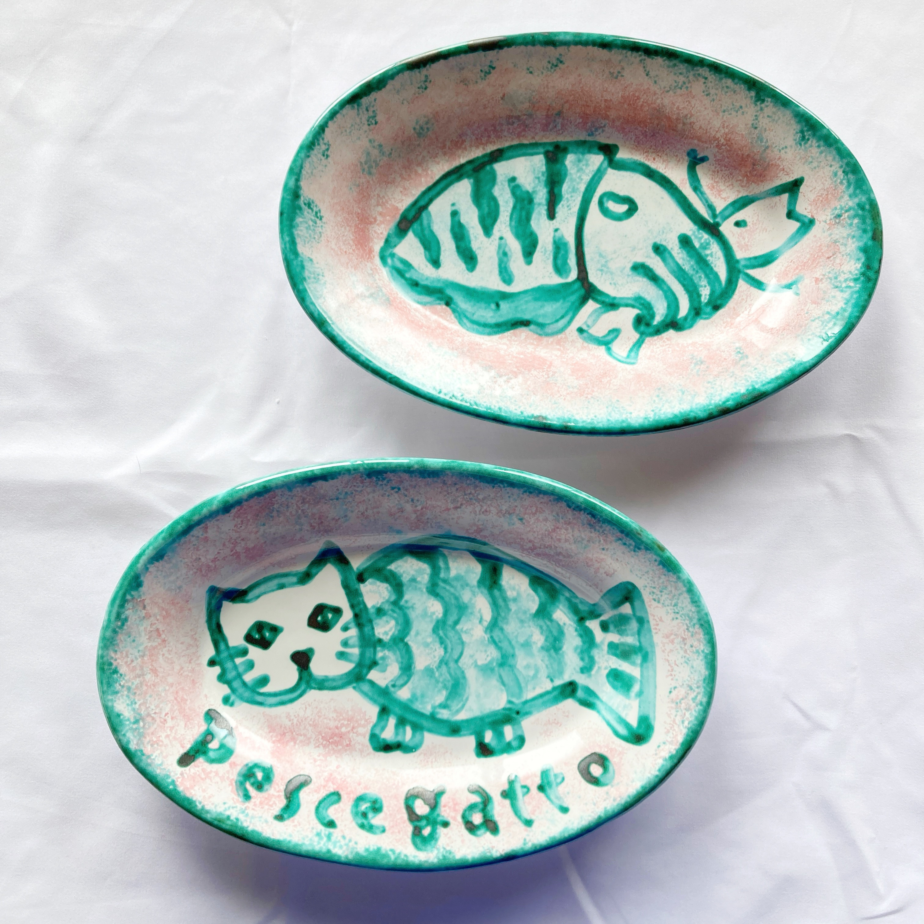 オーバル皿 26cm ピンクとグリーン コウイカ　さかなねこマヨリカ焼き イタリア陶器 OVL057