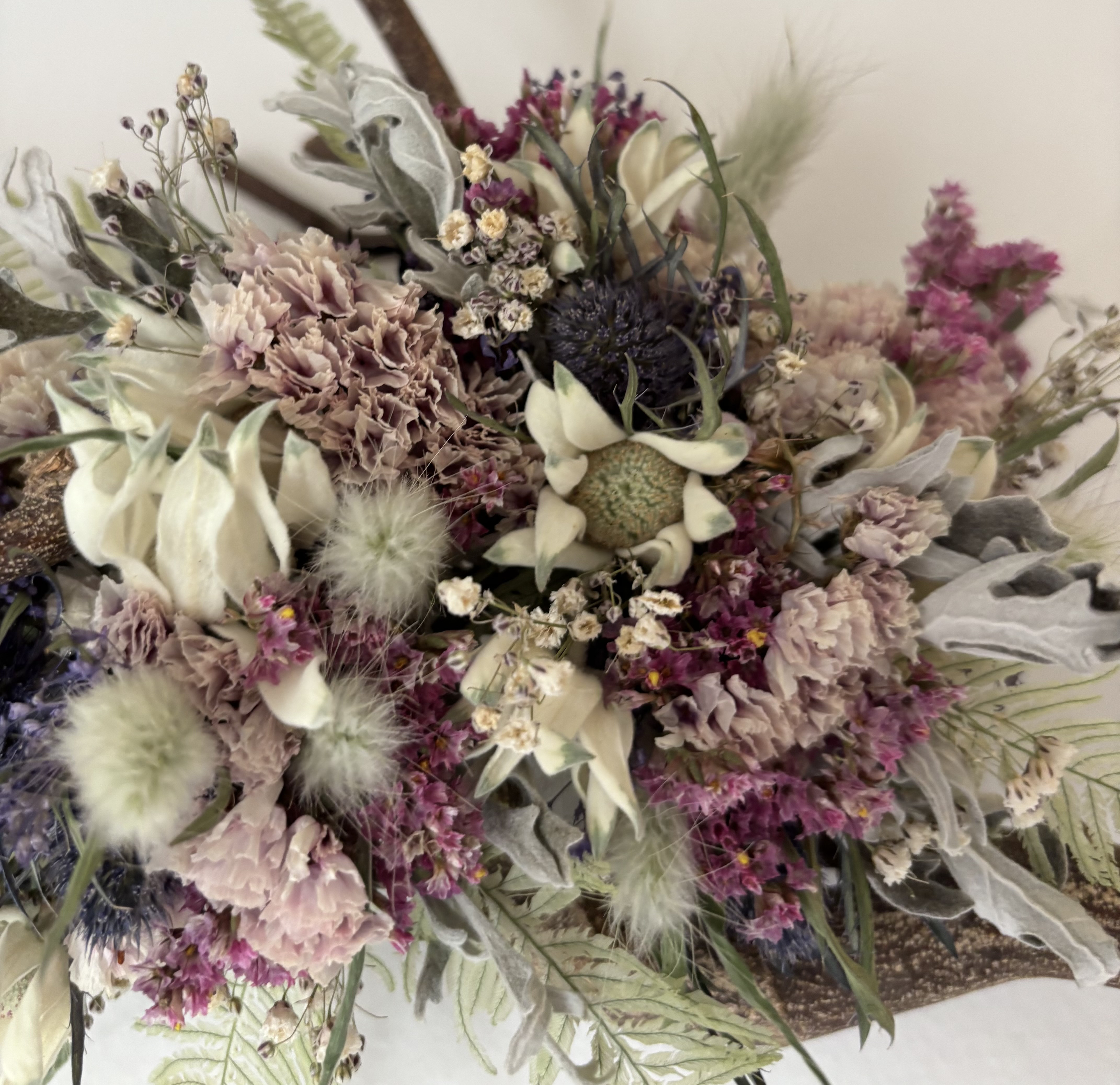 【送料無料】枝と草花のドライフラワーアレンジメント