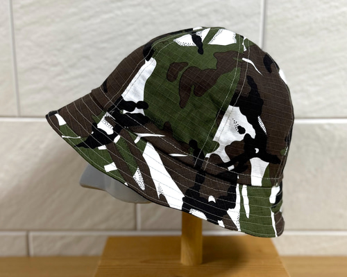 【美品】ヨウジヤマモトプールオム×ニューエラ カモフラ バケットハット 迷彩 NEW ERA - 激レア【ニューエラ×ヨウジヤマモト】限定コラボ 迷彩