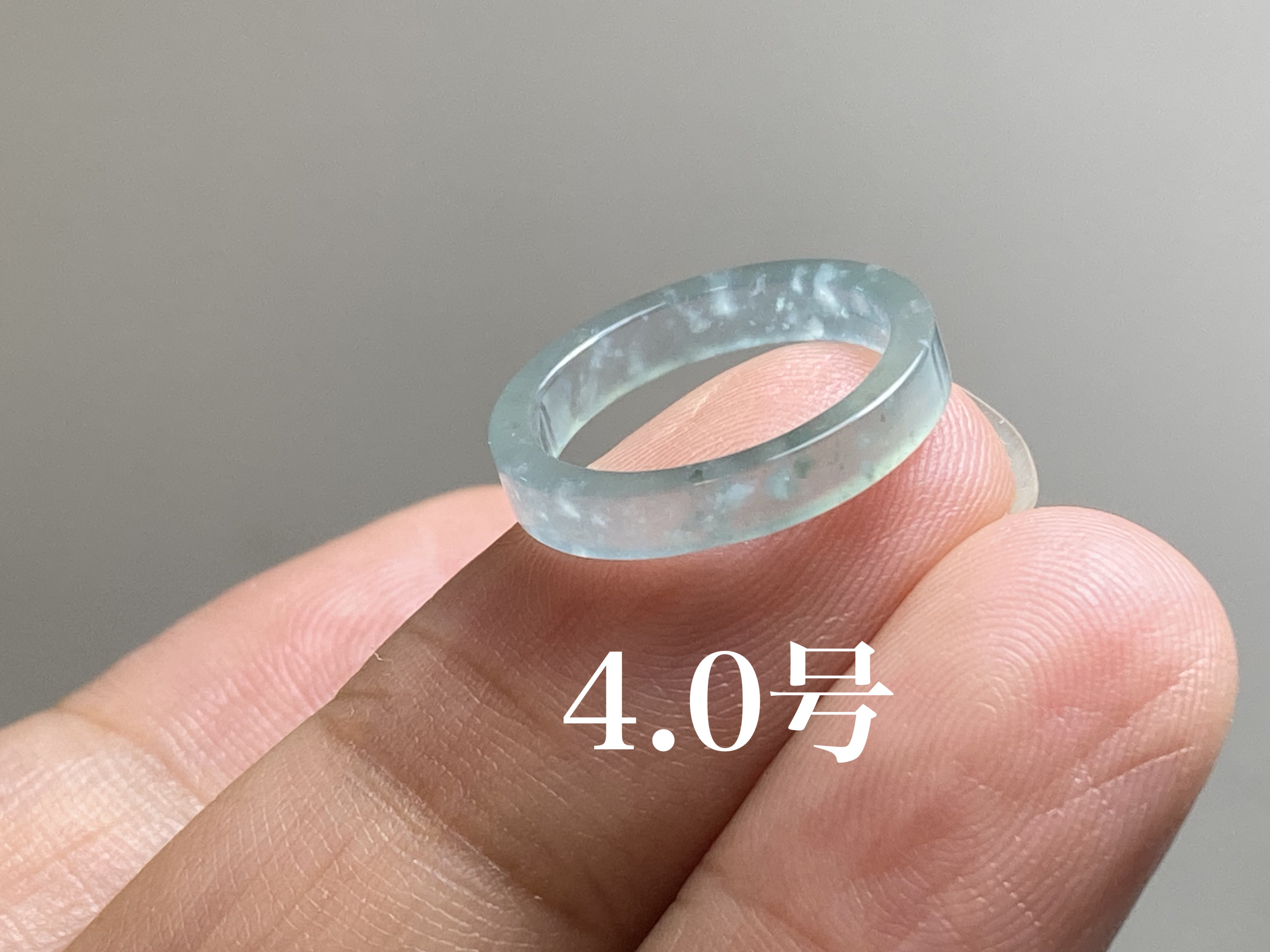 L11-143 高氷種 ピンキーリング 水色深陽緑 4.5号本翡翠くりぬきリング L11-143 高氷種 ピンキーリング 水色深陽緑 4.5号 天然