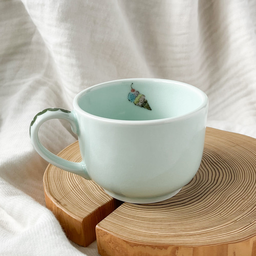 チコロット❤️すべて手描き❤️染付け❤️スープカップ❤️カフェオレ