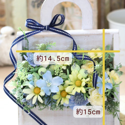 造花アレンジ｜フラワーギフト｜ウッドボックス｜水色の花｜お供え花にも｜誕生日プレゼント｜枯れない花贈り 6枚目の画像