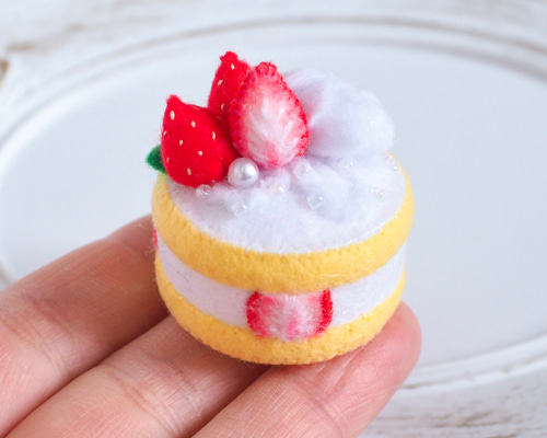 いちごのショートケーキ フェルトケーキ プチガトー ミニケーキ