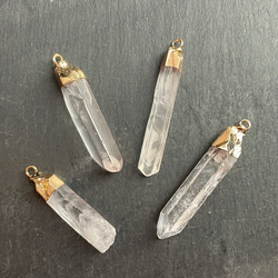 水晶ペンダントヘッドパーツ 小（シルバー）1個 天然石