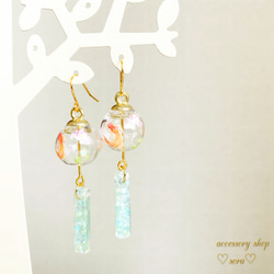 金魚と蓮の花の風鈴ピアス／イヤリング ピアス（フック