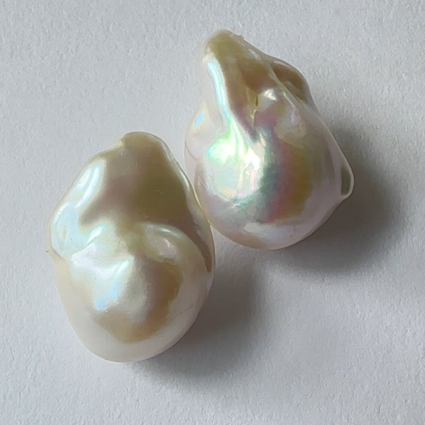 Éclat Luxe（エクラリュクス）／ルース　バロックパール　ピアス　　イヤリング