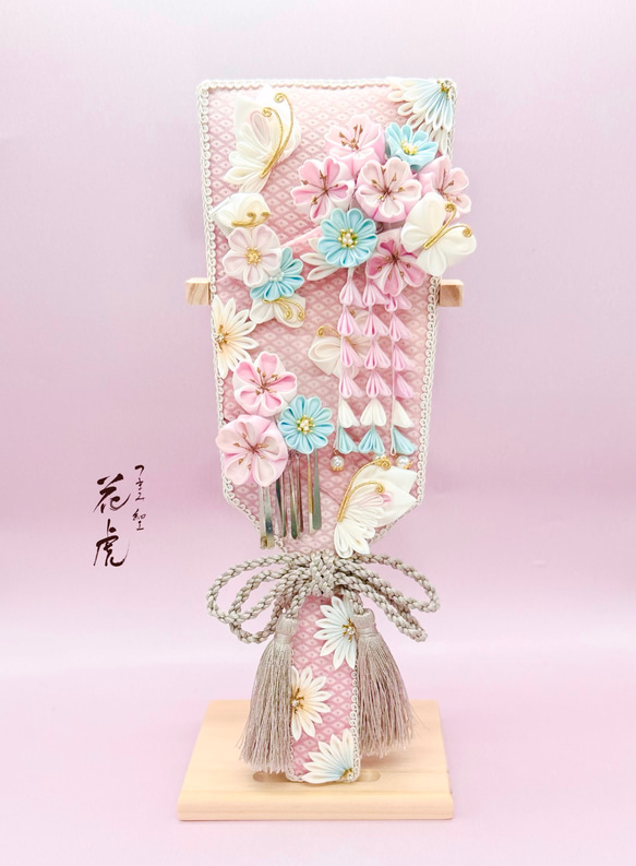 桜羽子板　髪飾り　七五三　ピンク　水色　お祝い　プレゼント　お雛祭り　節句　誕生祝い　蝶　桜　お雛様　つまみ細工　お正月 1枚目の画像