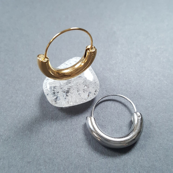 [1ペア]オールステンレス キャッチレス 差し込み式 フープピアス 金属アレルギー対応 10枚目の画像