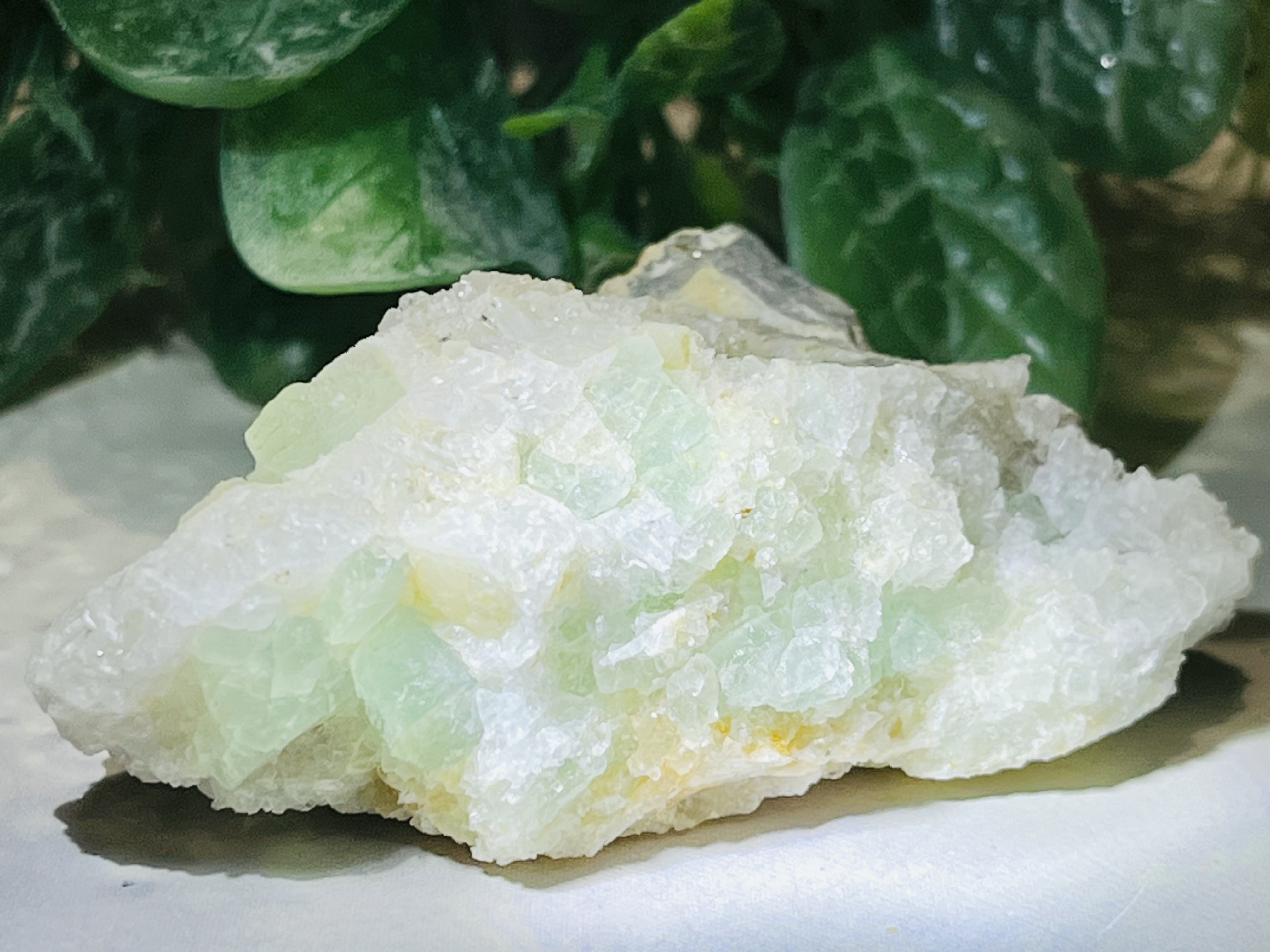 蛍石　福島県蛍鉱山　水晶付き　国産　原石