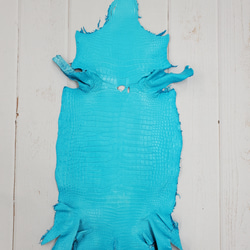 ワニ革 クロコ 半艶マット  セルリアンブルー　No.C008556 1枚目の画像