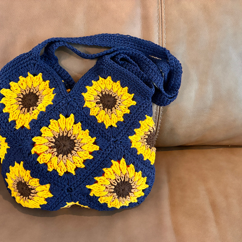 ひまわり 手編みバッグ かぎ針編み 夏 ブルー 長財布OK トートバッグ
