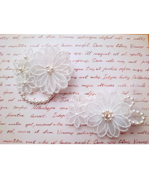 【お呼ばれ・発表会】ナチュラルレースの花ヘアクリップパールが揺れる特別な日の髪飾り【入学式・卒業式】 12枚目の画像