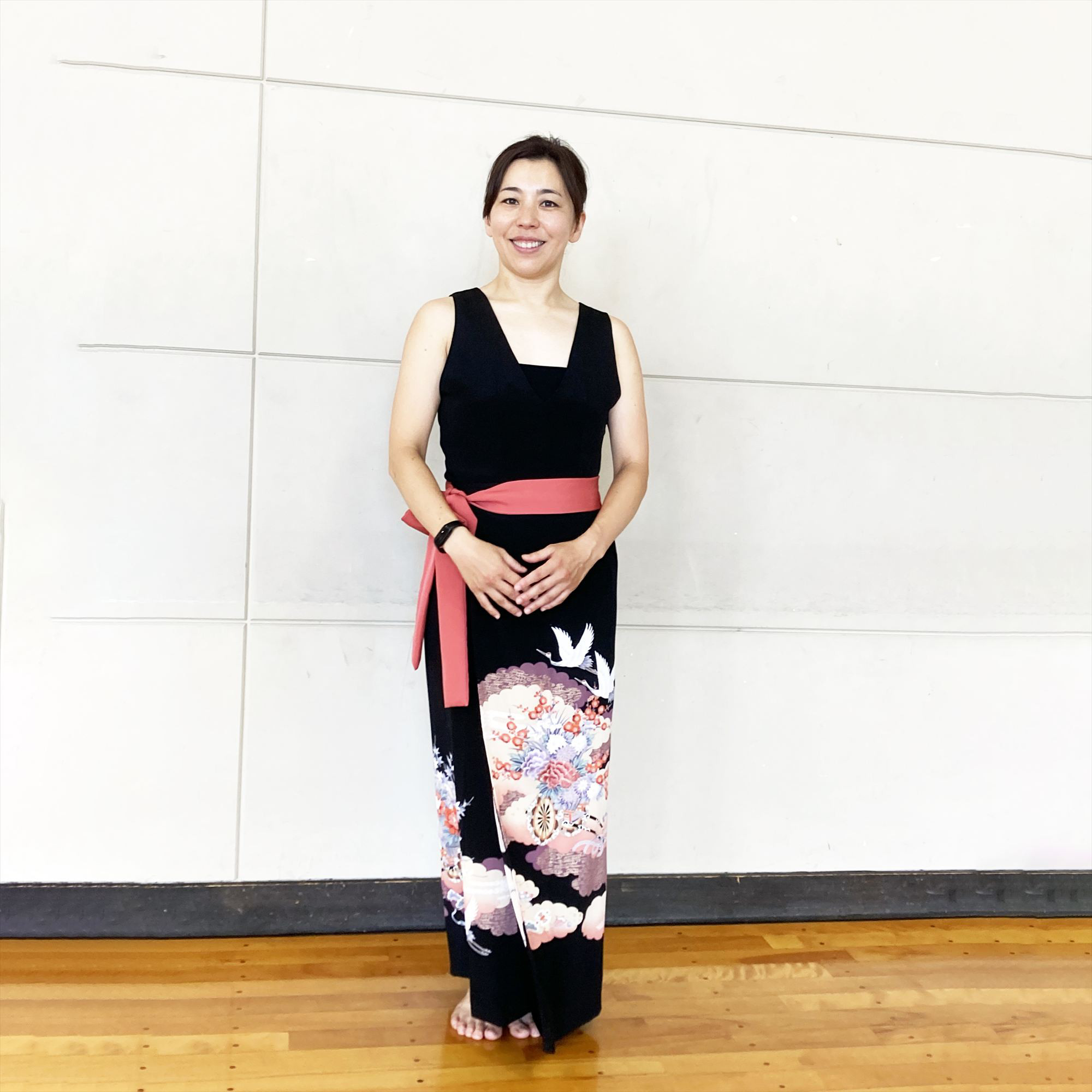 ※受注製作※お手持ちのお着物をリメイク【Vネックノースリーブトップス】【ラップマキシスカート】リボン付