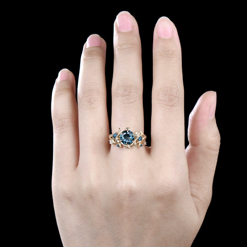 ブルートパーズリング　k10 12号 K10イエローゴールド 12月誕生石 天然ロンドンブルートパーズ リング