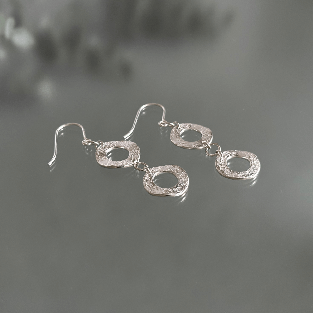 ピアス フック イヤリング 落ちない 痛くない シンプル サークル シルバー アレルギー対応 ゆれる 人気 純銀