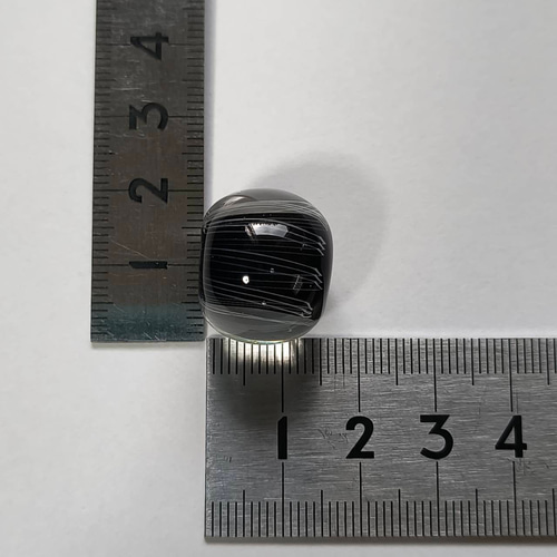 一点物とんぼ玉】黒 青緑 不思議な輝きをもつとんぼ玉 19~20mm