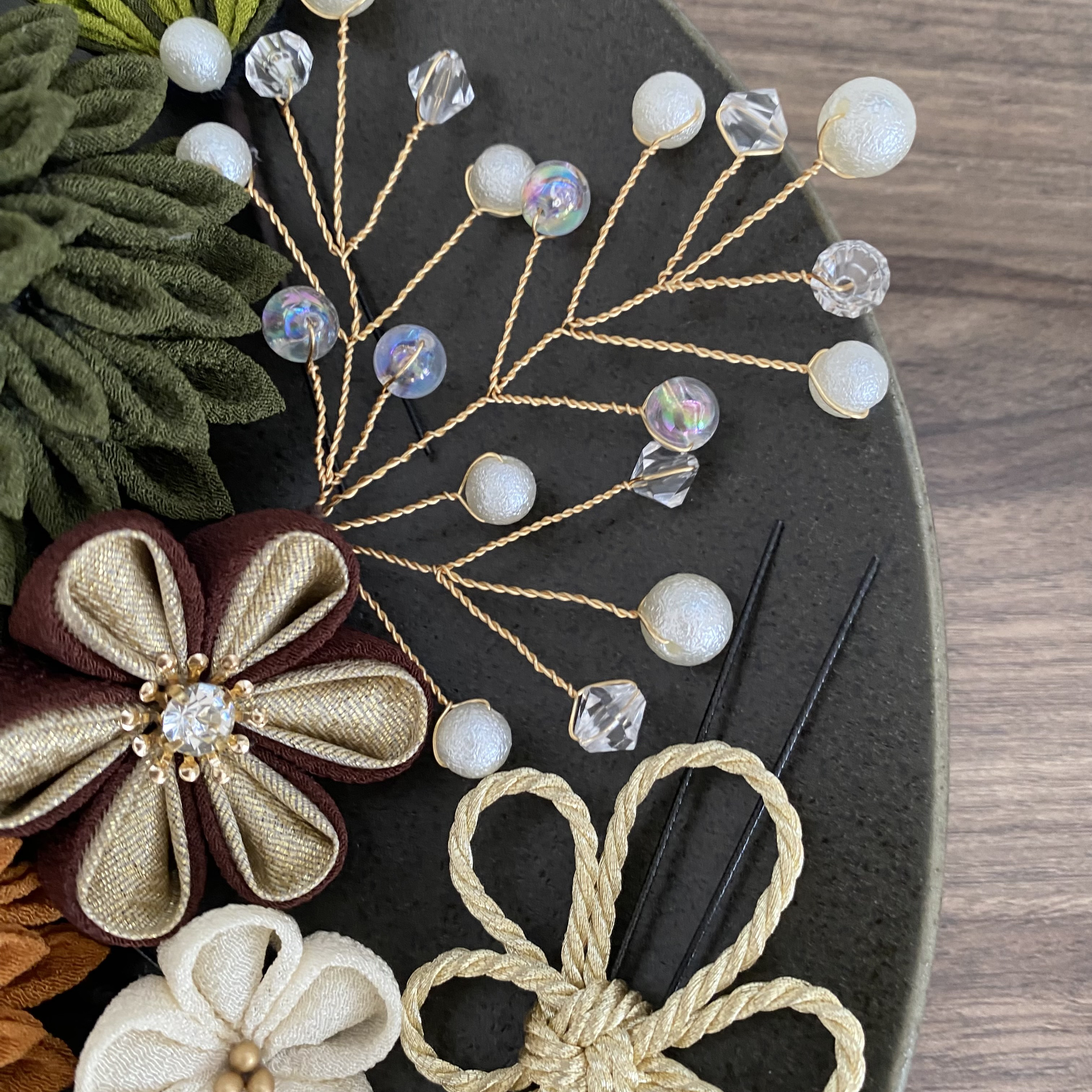 つまみ細工髪飾り　和装　成人式　卒業式　結婚式