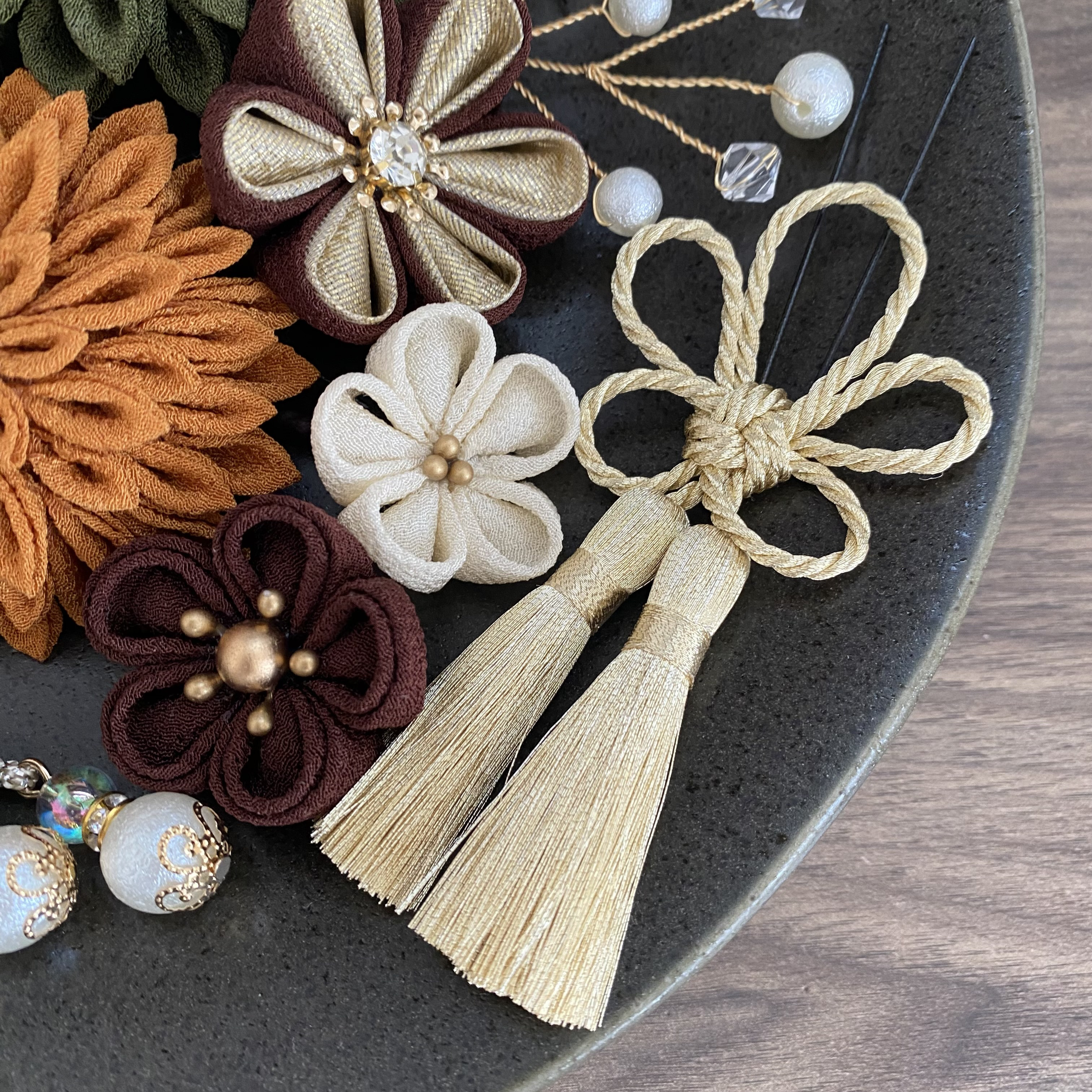 つまみ細工髪飾り　和装　成人式　卒業式　結婚式