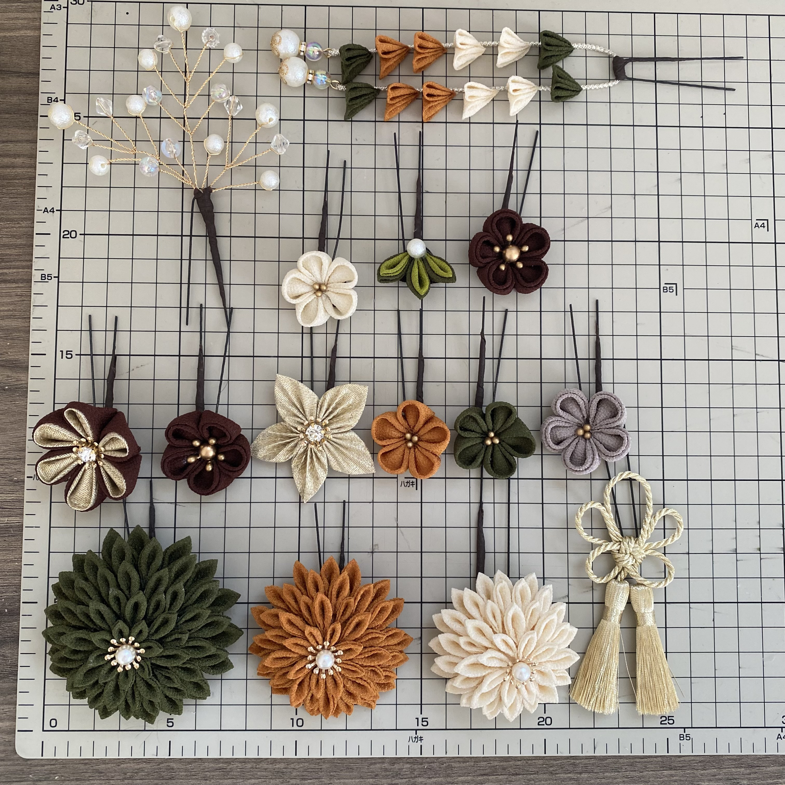 つまみ細工髪飾り　和装　成人式　卒業式　結婚式