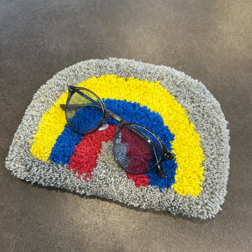 SALE】タフティング ミニラグ 虹 レインボー インテリア ウォール