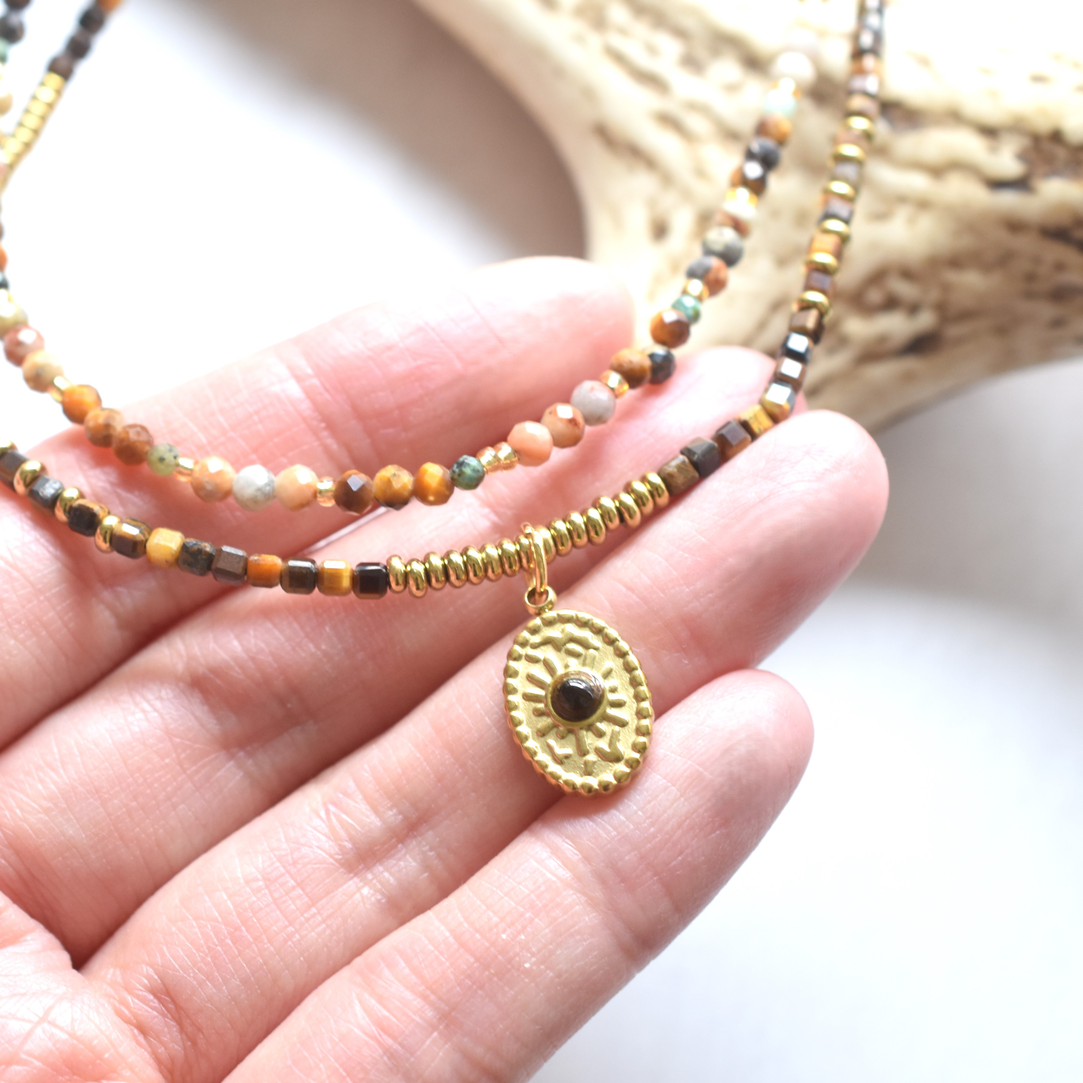 残り２【汗をかく季節に♪】タイガーアイ　ジャスパー　2連　ショートネックレス　サージカルステンレス金具