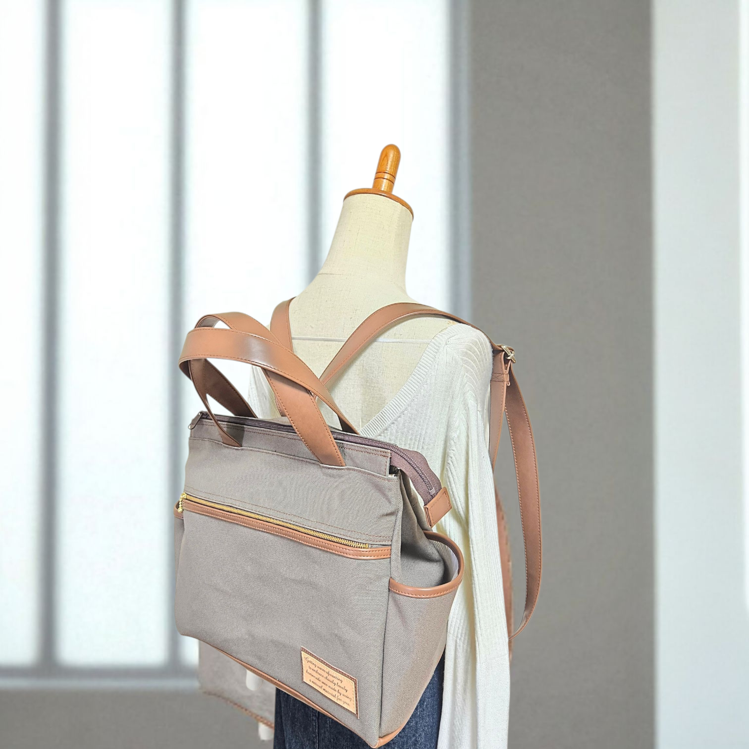 スモーキーブラウン帆布と焦げ茶の合皮の四角いリュック3(横型）（3way）（受注製作)