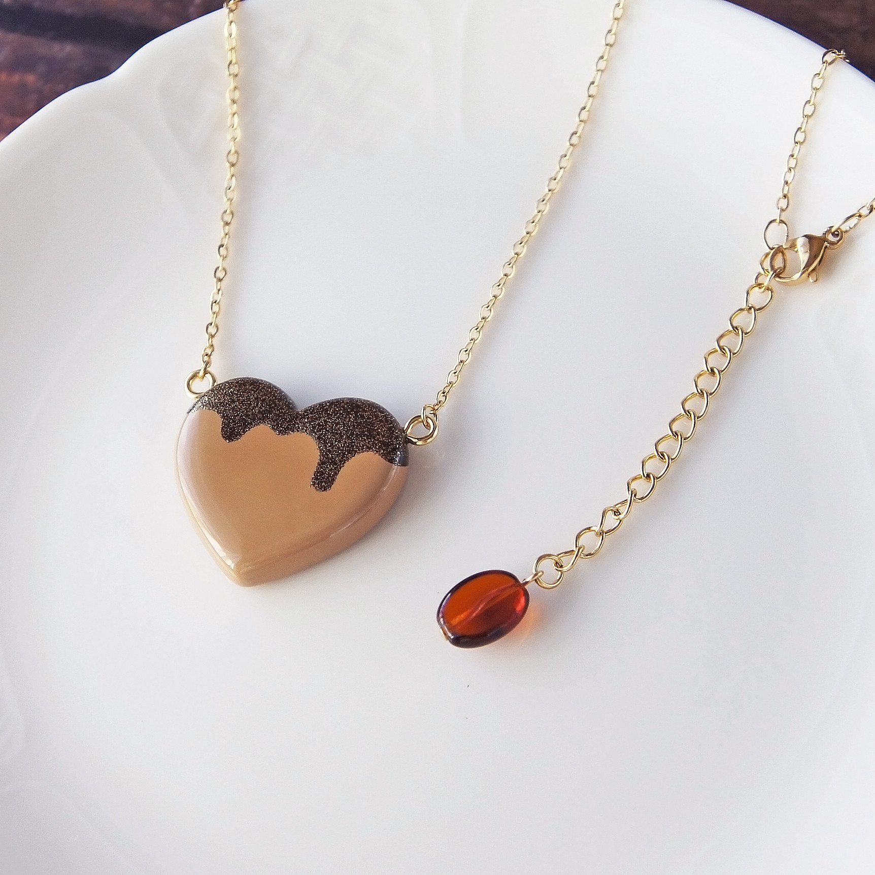 とろけるハートネックレス・カフェラテ