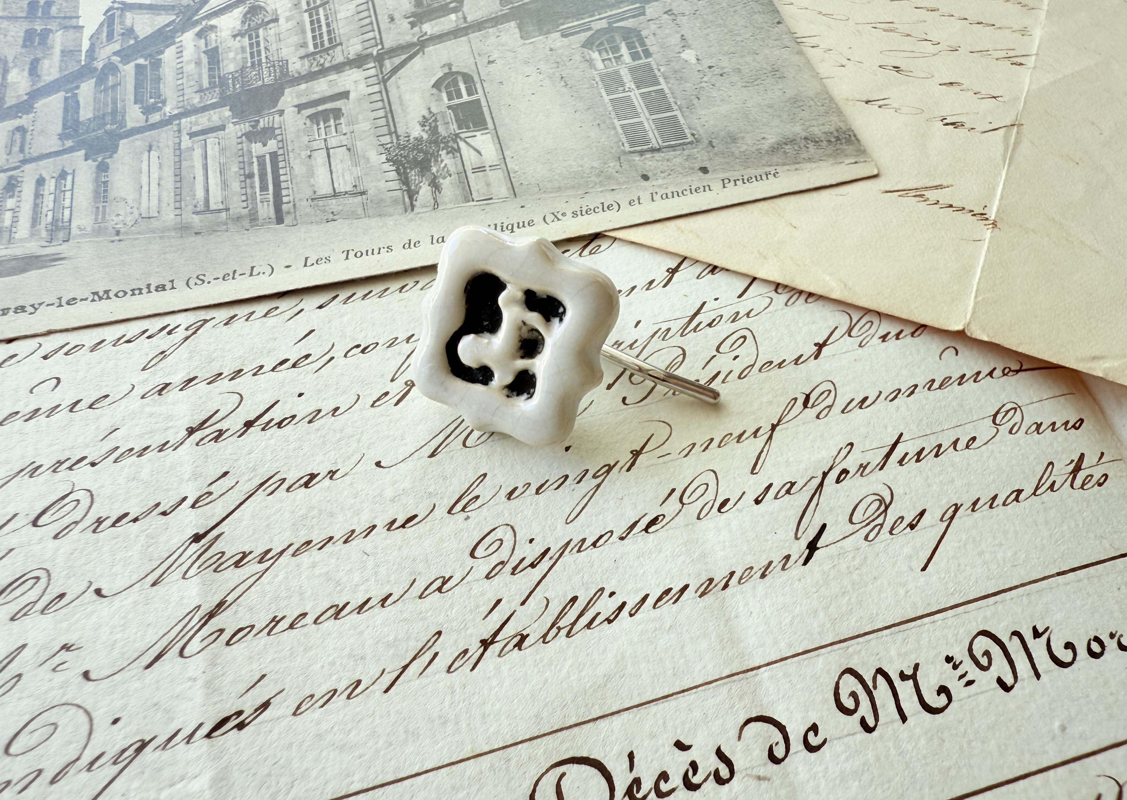 フランスアンティークポニーテールフック／白陶器デザインボタン