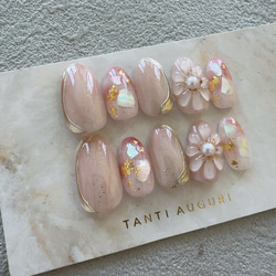 可愛い ピンク ネイルチップ 女子力 ガーリー 3D ぷっくりフラワー 結婚式 成人式 クリア 入学式 卒業式 振り袖 2枚目の画像