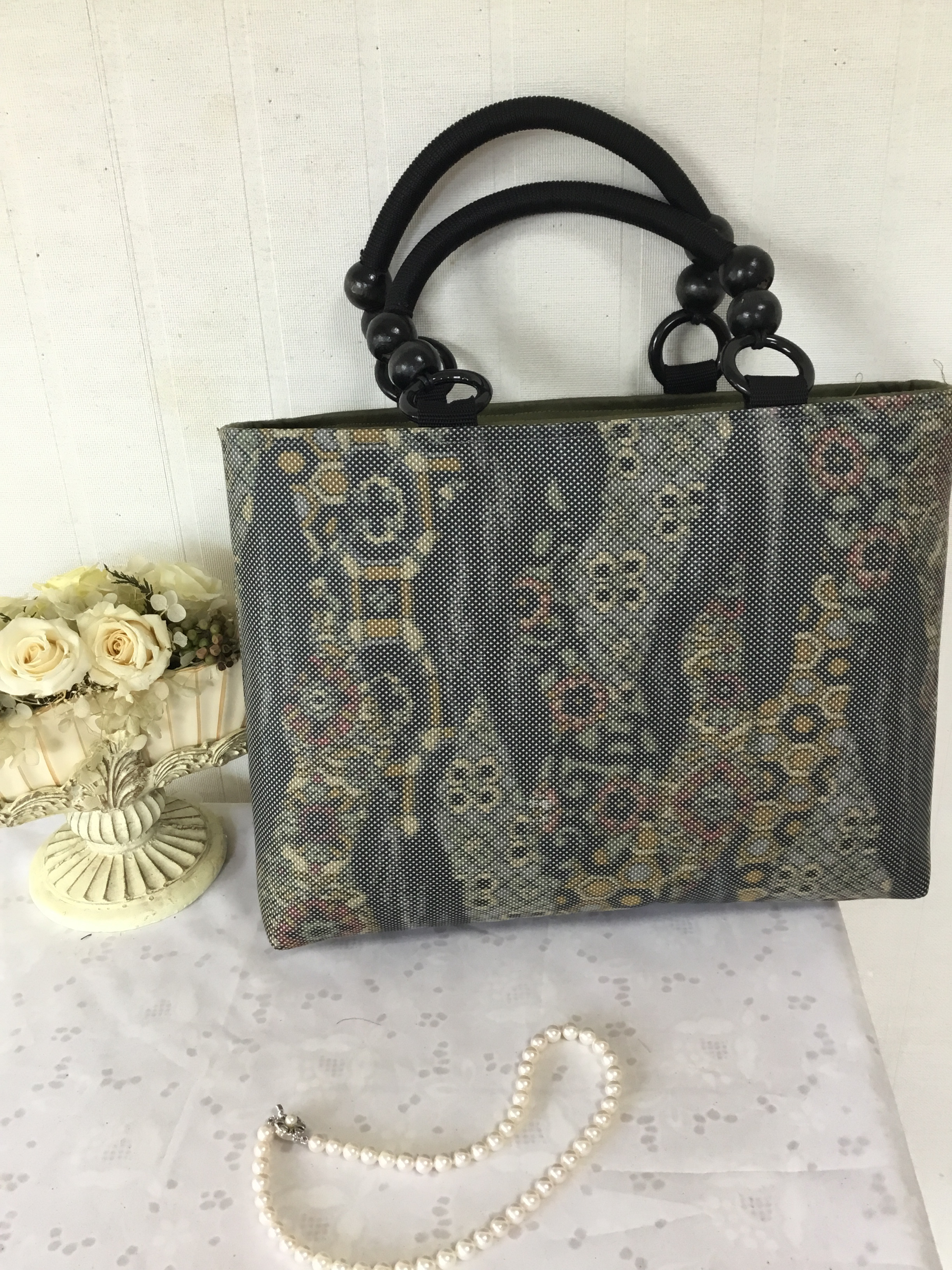 花ぷらら・シンプルで使いやすい・・洋服でも着物でも使える・ハンドメイド・リメイク・大島紬・カバン・トートバッグ・428