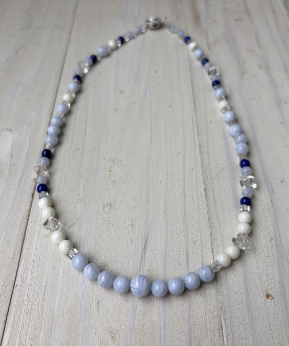 白サンゴデザインネックレス.夏のワンピースやTシャツと合わせて♪ 10枚目の画像