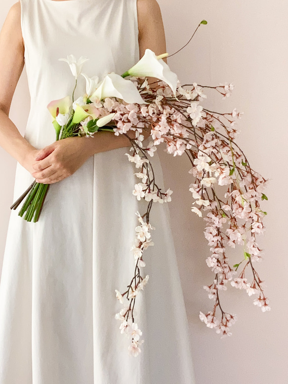 ブートニア付き】枝垂れ桜のアームブーケ／アーティフィシャルフラワー