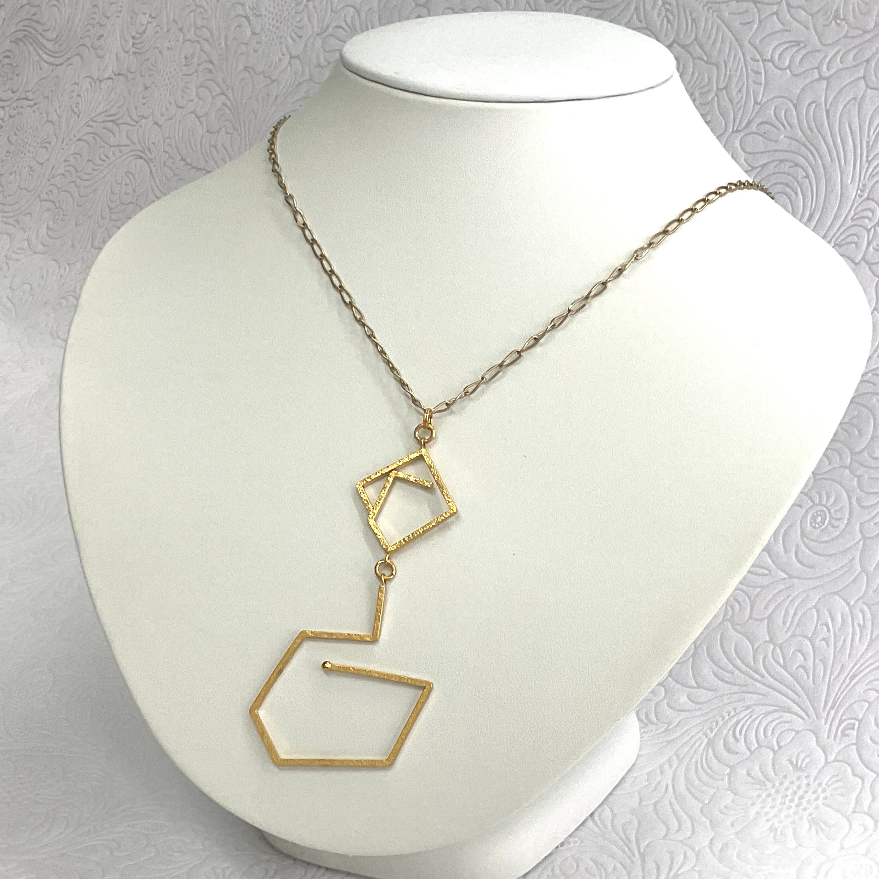 真鍮ｱｰﾄ「Hexagone 6」ﾍﾟﾝﾀﾞﾝﾄ No.5278