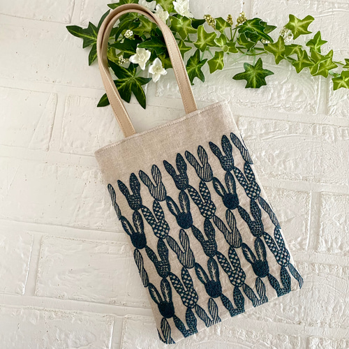 再販】 ミナペルホネン うさぎ ブックバッグ minaperhonen エコバッグ