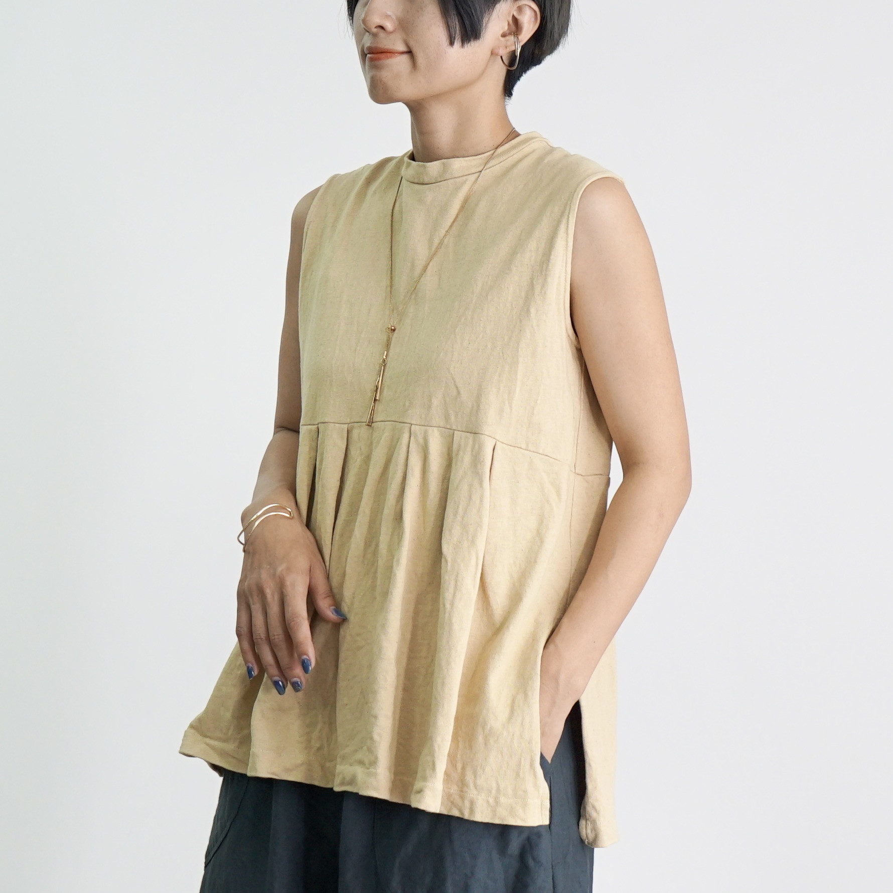 ニットスリットノースリーブ/ライトオレンジ/愛知県産ニット