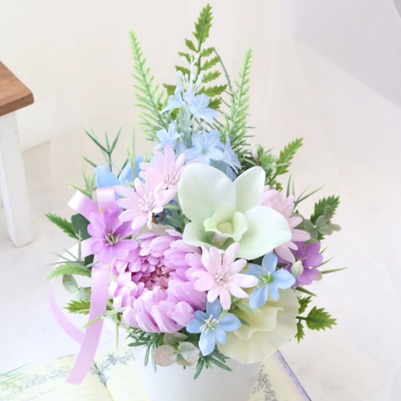 お供えアレンジ｜造花アレンジメント｜仏花｜造花ギフト｜枯れないお供え花｜フラワーギフト｜お盆お供え 5枚目の画像