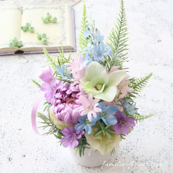 お供えアレンジ｜造花アレンジメント｜仏花｜造花ギフト｜枯れないお供え花｜フラワーギフト｜お盆お供え 4枚目の画像