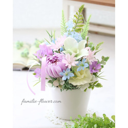 お供えアレンジ｜造花アレンジメント｜仏花｜造花ギフト｜枯れないお供え花｜フラワーギフト｜お盆お供え 2枚目の画像
