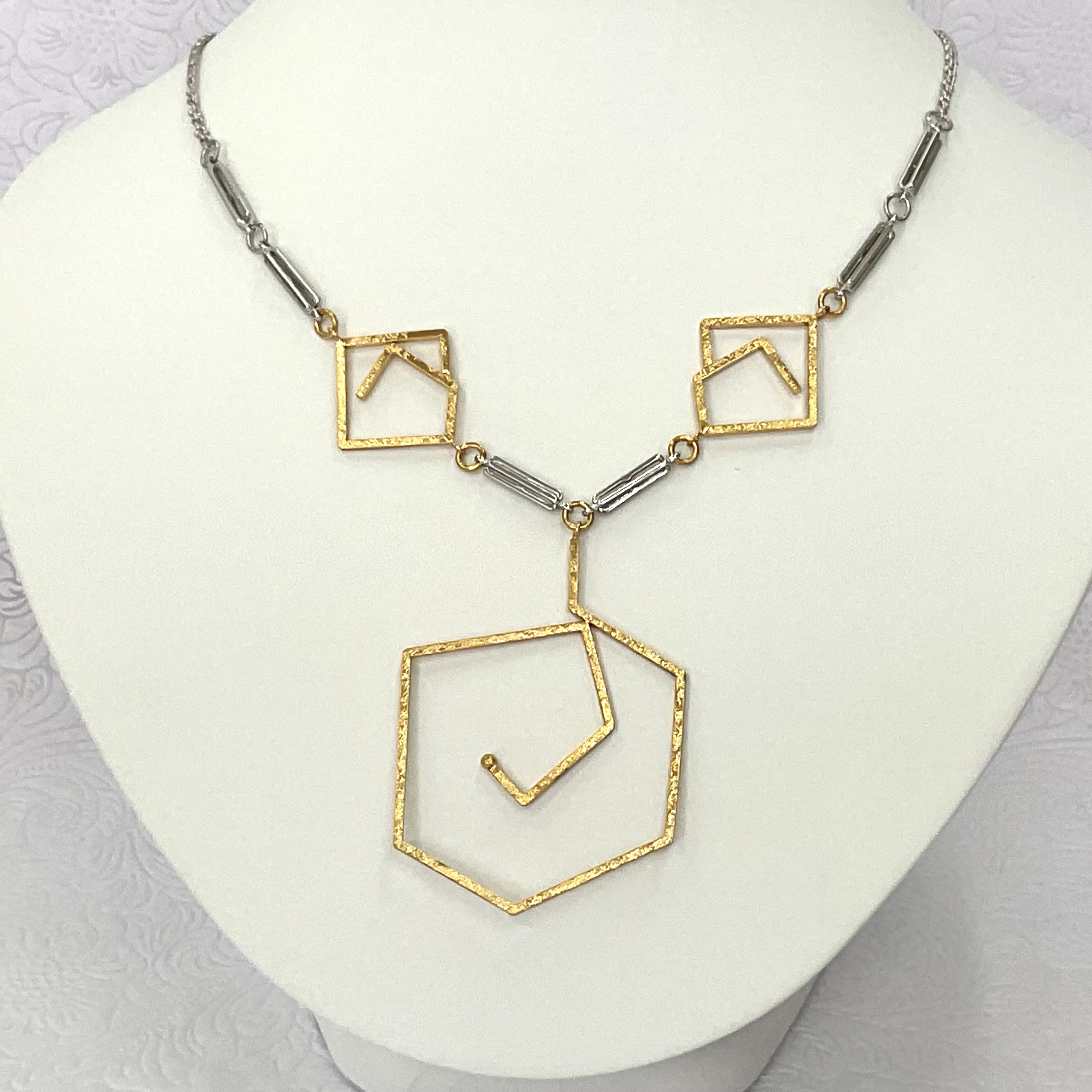 真鍮ｱｰﾄ「Hexagone ７」ﾈｯｸﾚｽ No.5279