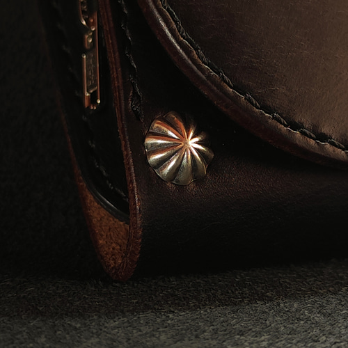 牛革　ロングウォレット　三つ折り長財布　アポロコンチョ 牛革ロングウォレット三つ折り長財布アポロコンチョ