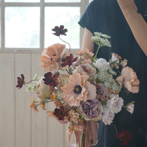 ウェディングブーケ 造花 アンティークピンク アンティークピンクのクラッチブーケ - 造花ギフトアレンジと