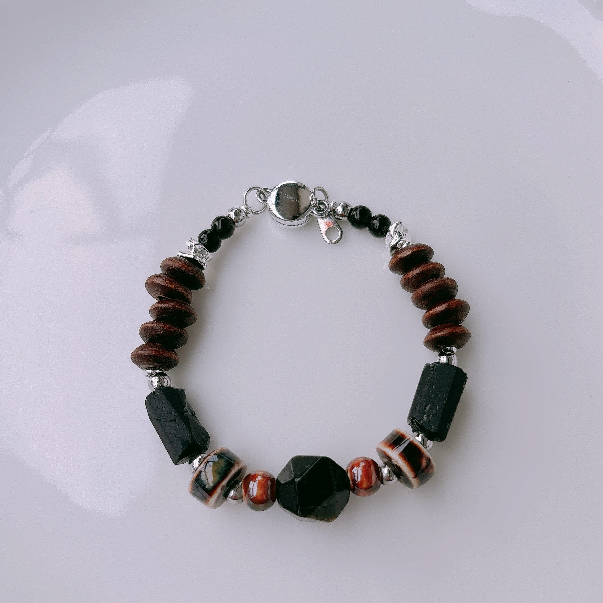 原の記憶｜黒き守護の記憶 ✧ 天然石×陶器ビーズ×木パーツ ブレスレット【一点物】