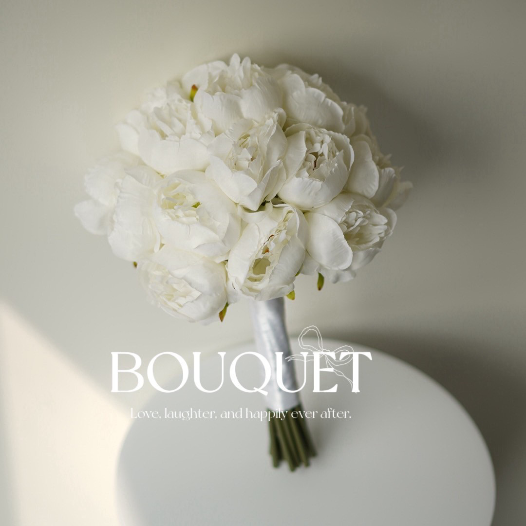 coron.⌇﻿ 花言葉【幸せな結婚】ころんとまあるい♡ ピオ二ー アーティフィシャルフラワー クラッチブーケ