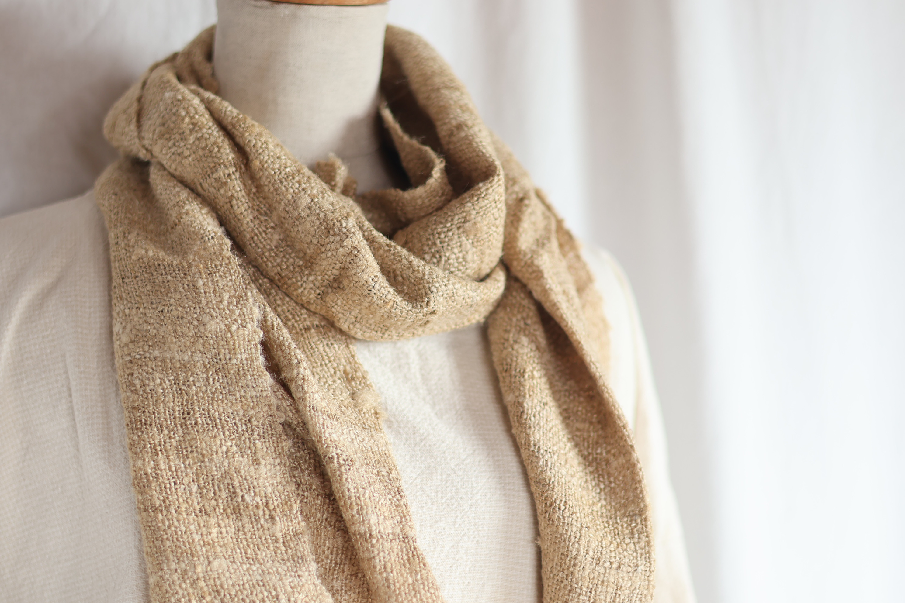 アースカラー　ワイルドシルクマフラー（ムガ蚕）