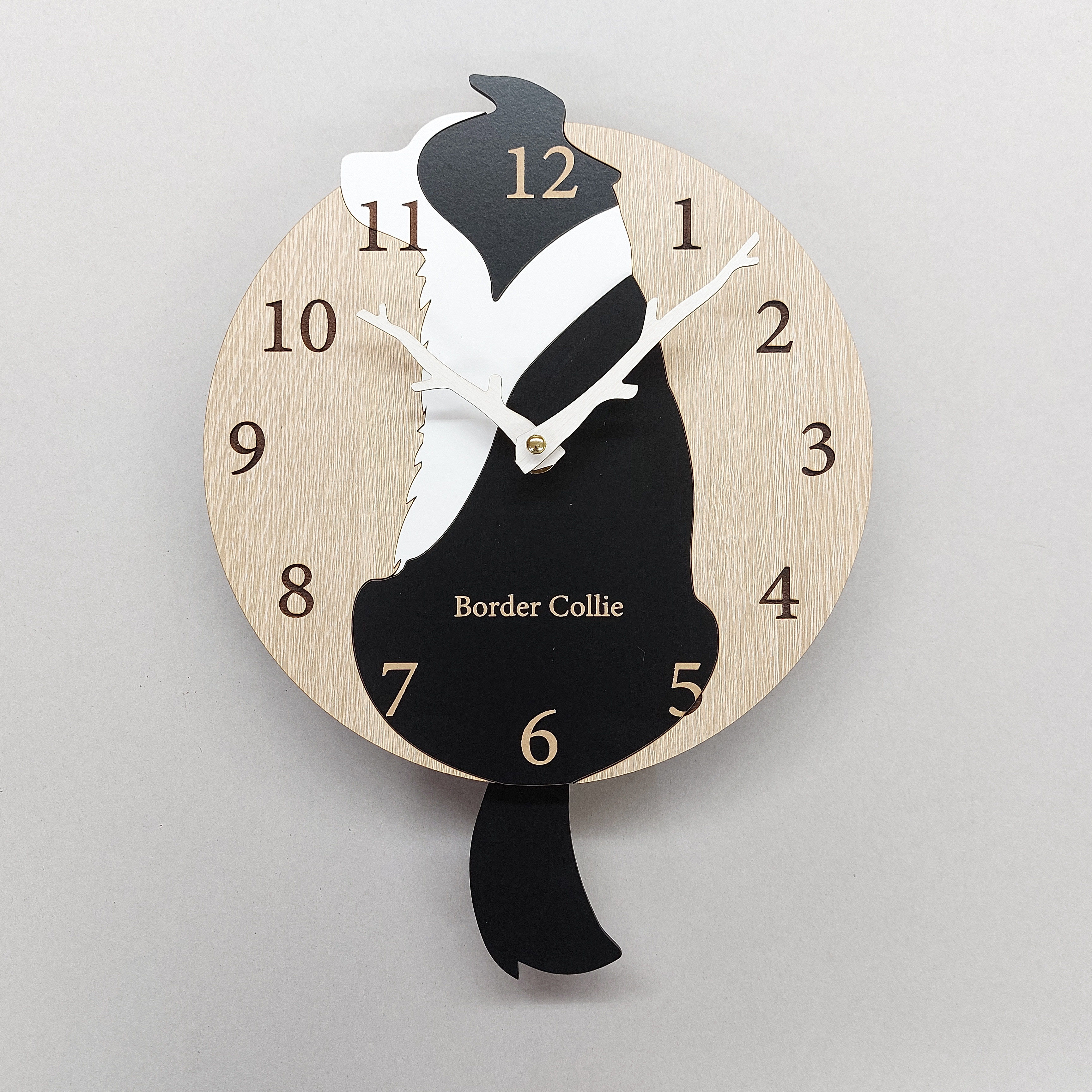 【期間限定3000円引き】【静音タイプに変更可】名入れ　ボーダーコリー　黒　しっぽが振り子・掛け時計
