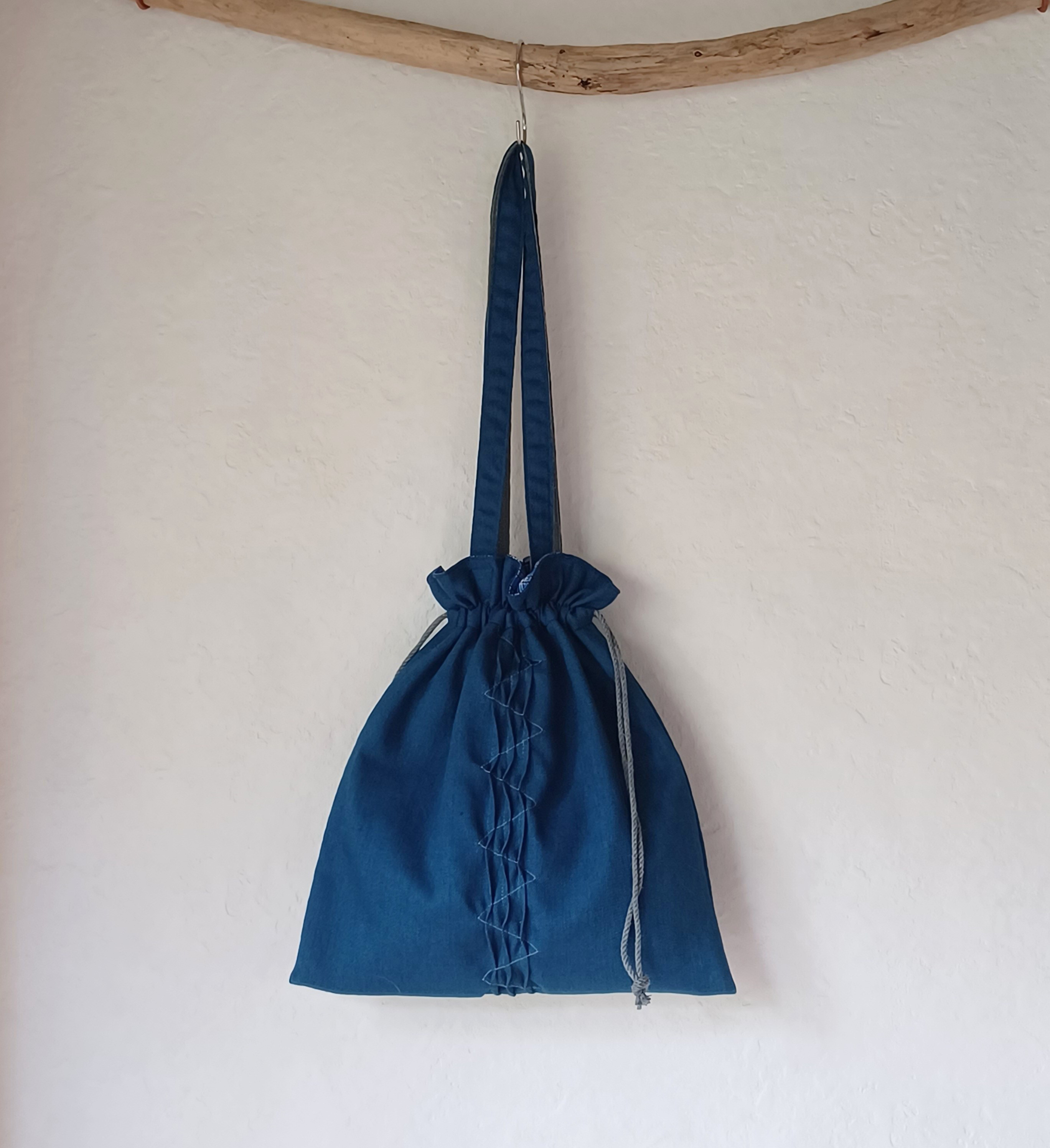 夏の朝藍巾着