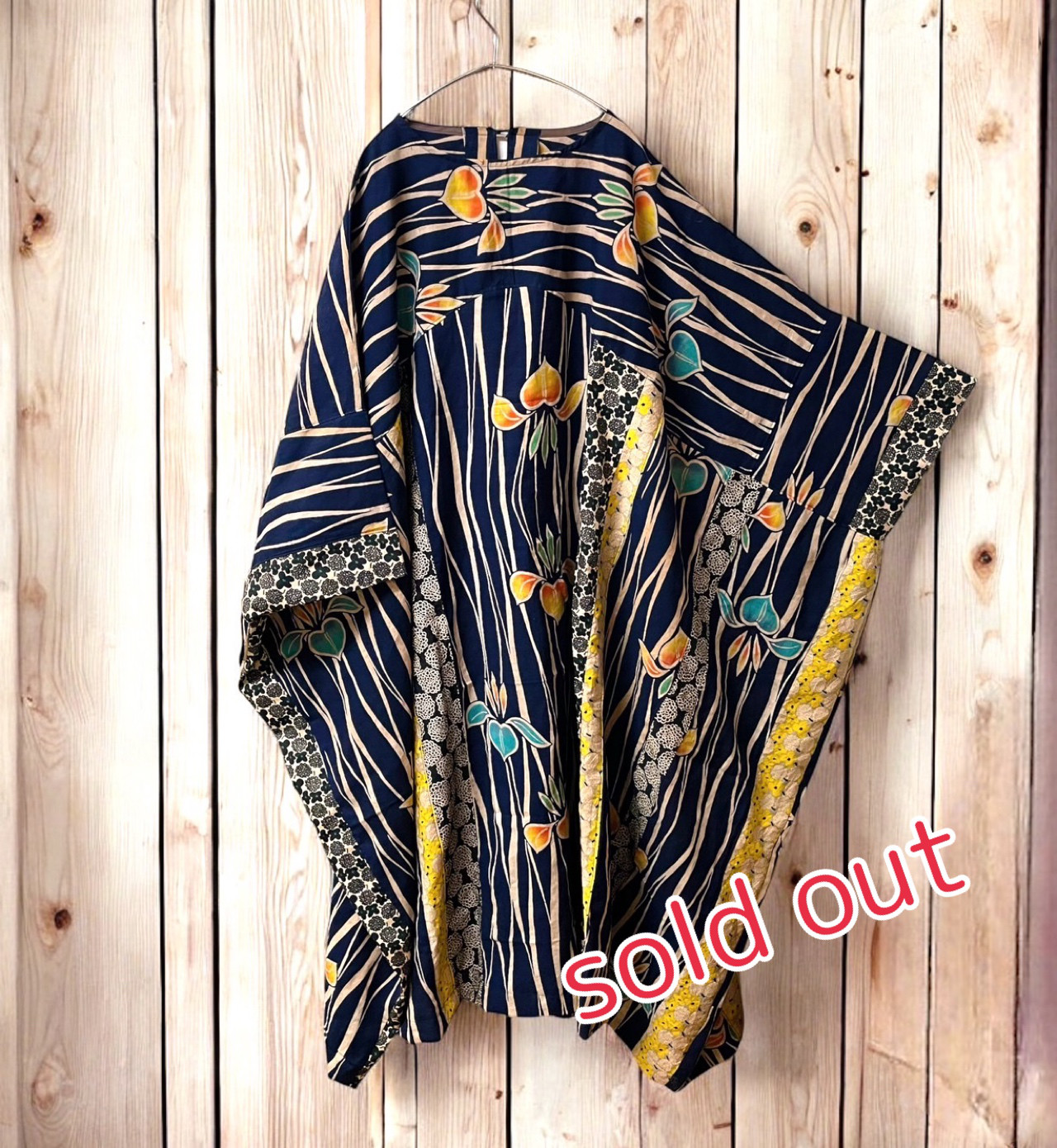 ハンドメイド リメイク モチーフ編 ニットワンピース柿渋染めパッチワーク ハンドメイド リメイク モチーフ編 ニットワンピース柿渋染めパッチワーク