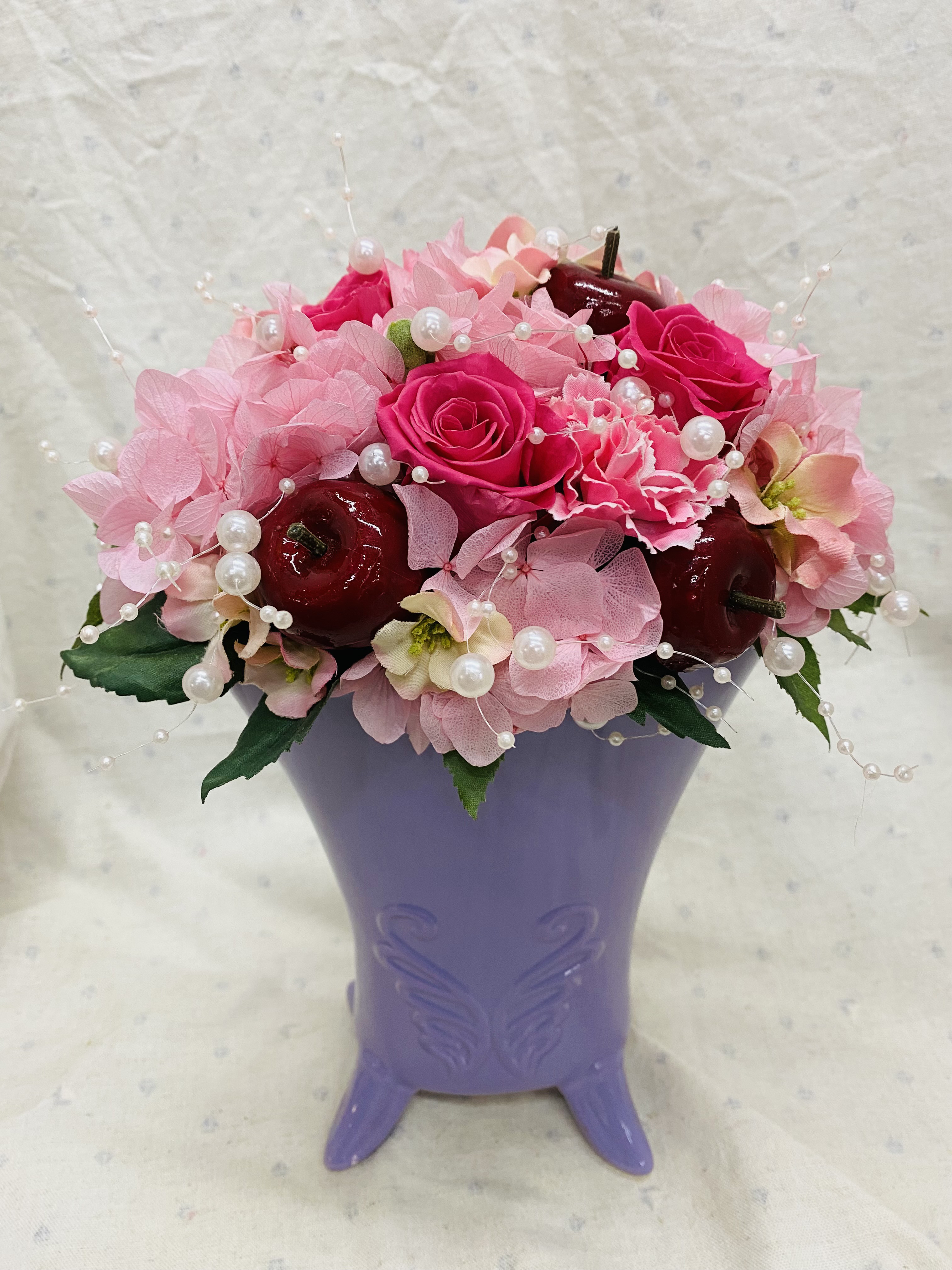 一点物【フラワーギフト】ピンクローズメインの華やかなプリザーブドフラワー